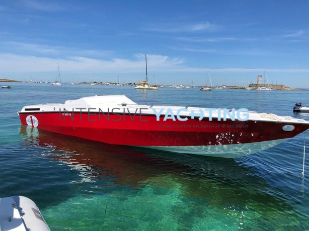 Cigarette 38 Intensive Yachting
