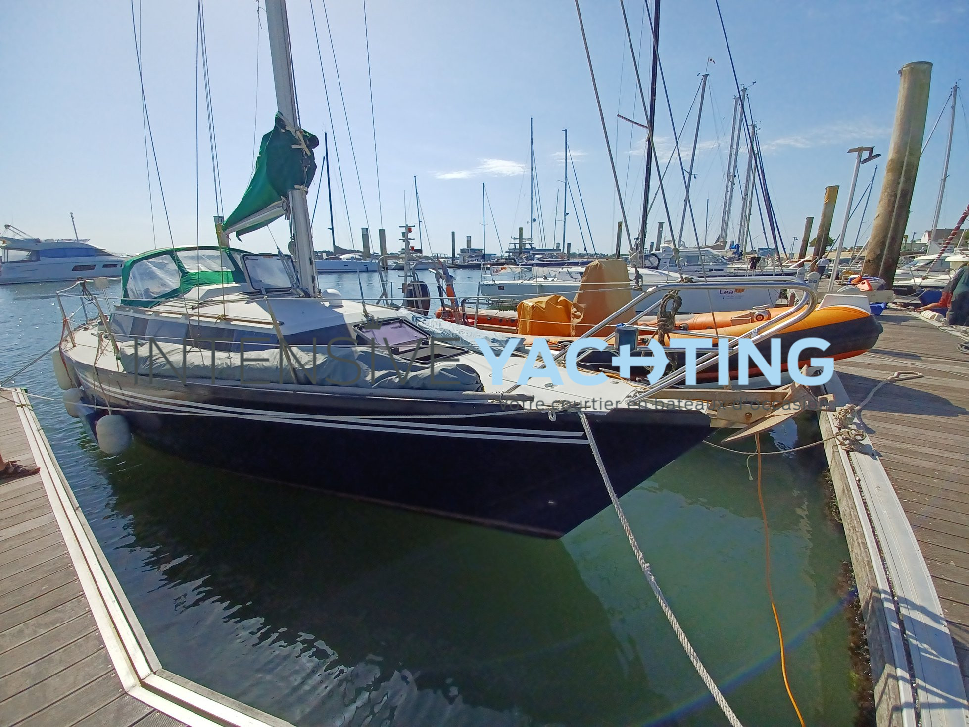 Dufour 3800 Intensive Yachting Broker Morbihan Finistère