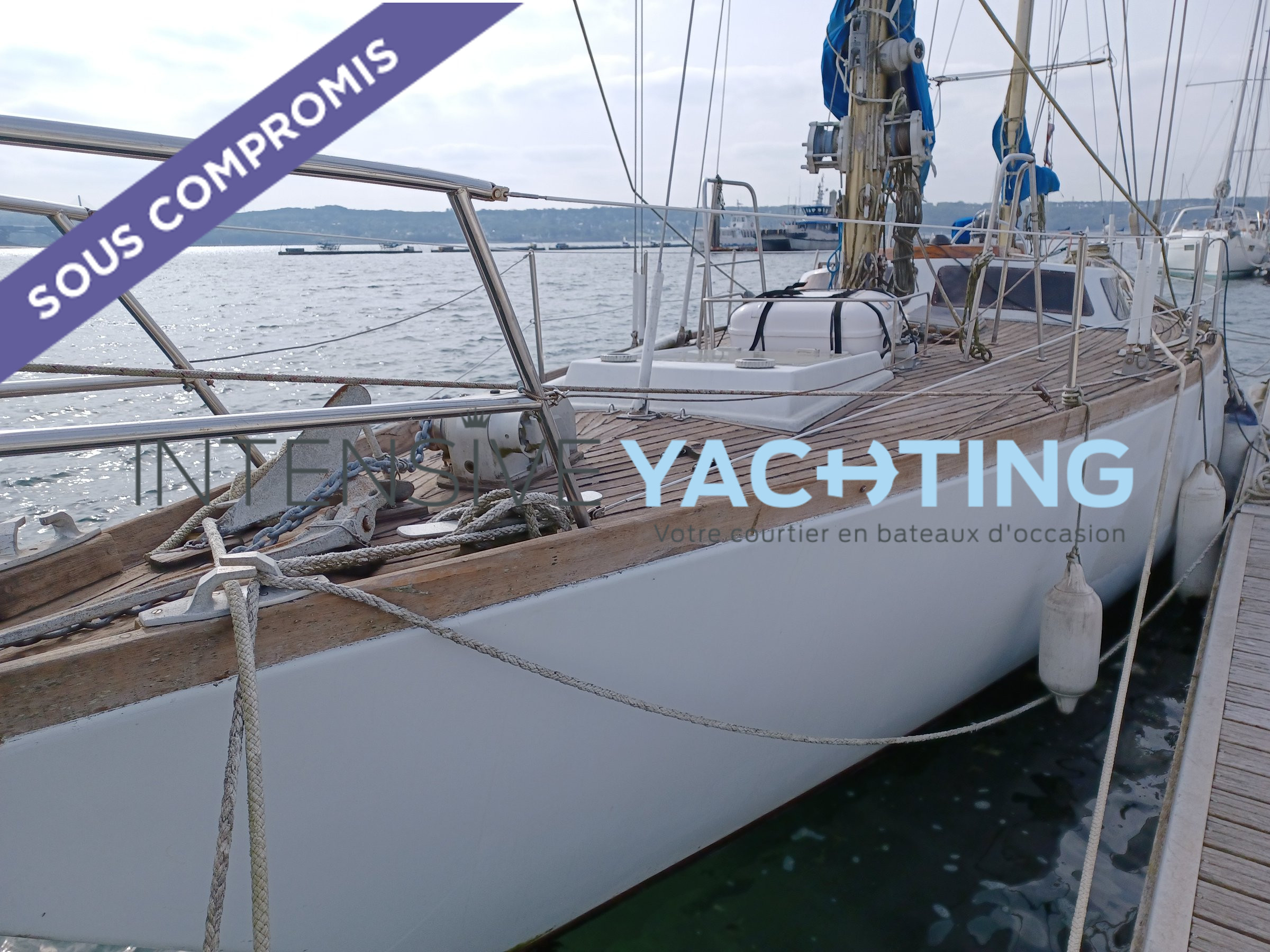 ROQUAL 44 SOUS COMMPROMIS DE VENTE INTENSIVE YACHTING COURTAGE EN BATEAUX FINISTERE