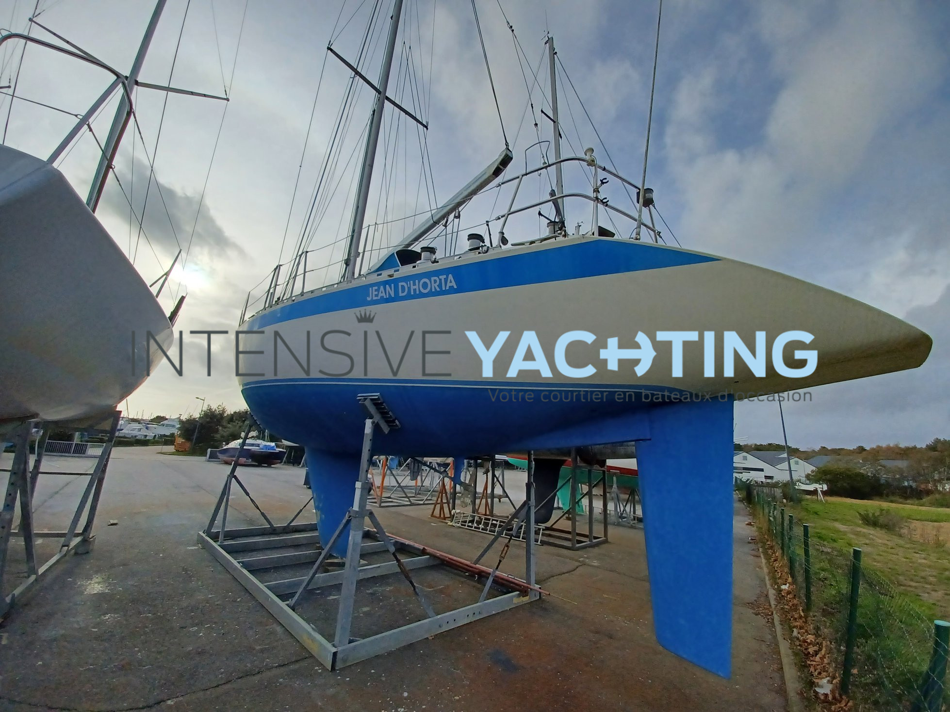CENTURION 45 INTENSIVE YACHTING BROKER