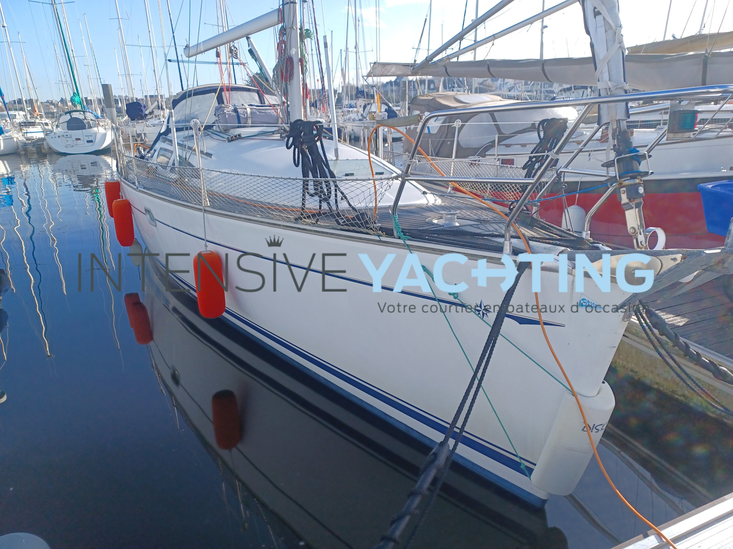 1 SUN ODYSSEY 35 QUILLARD À VENDRE INTENSIVE YACHTING MORBIHAN FINISTÈRE BRETAGNE